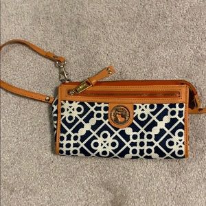 Spartina wristlet wallet